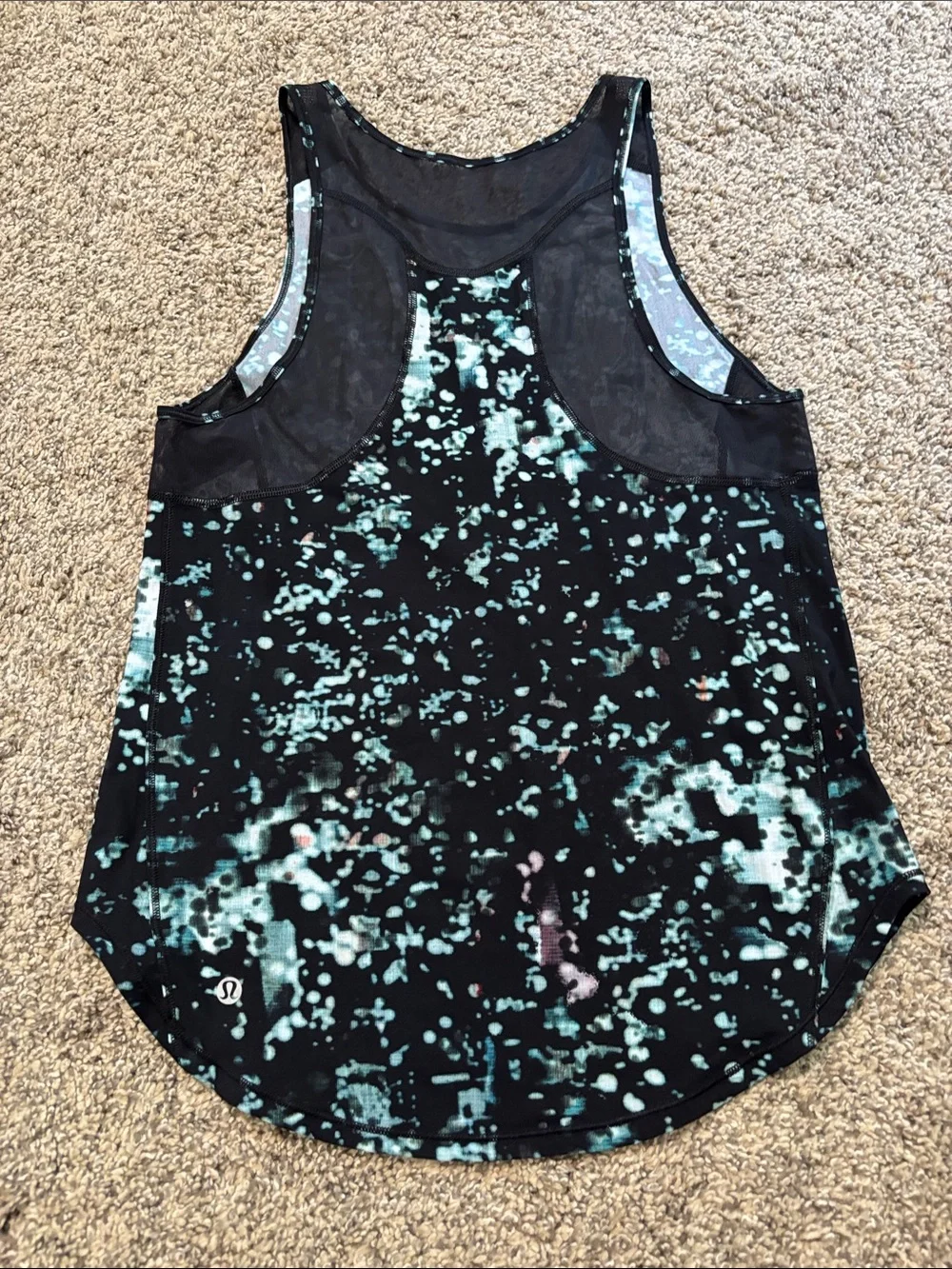 lululemon athletica excellent size
